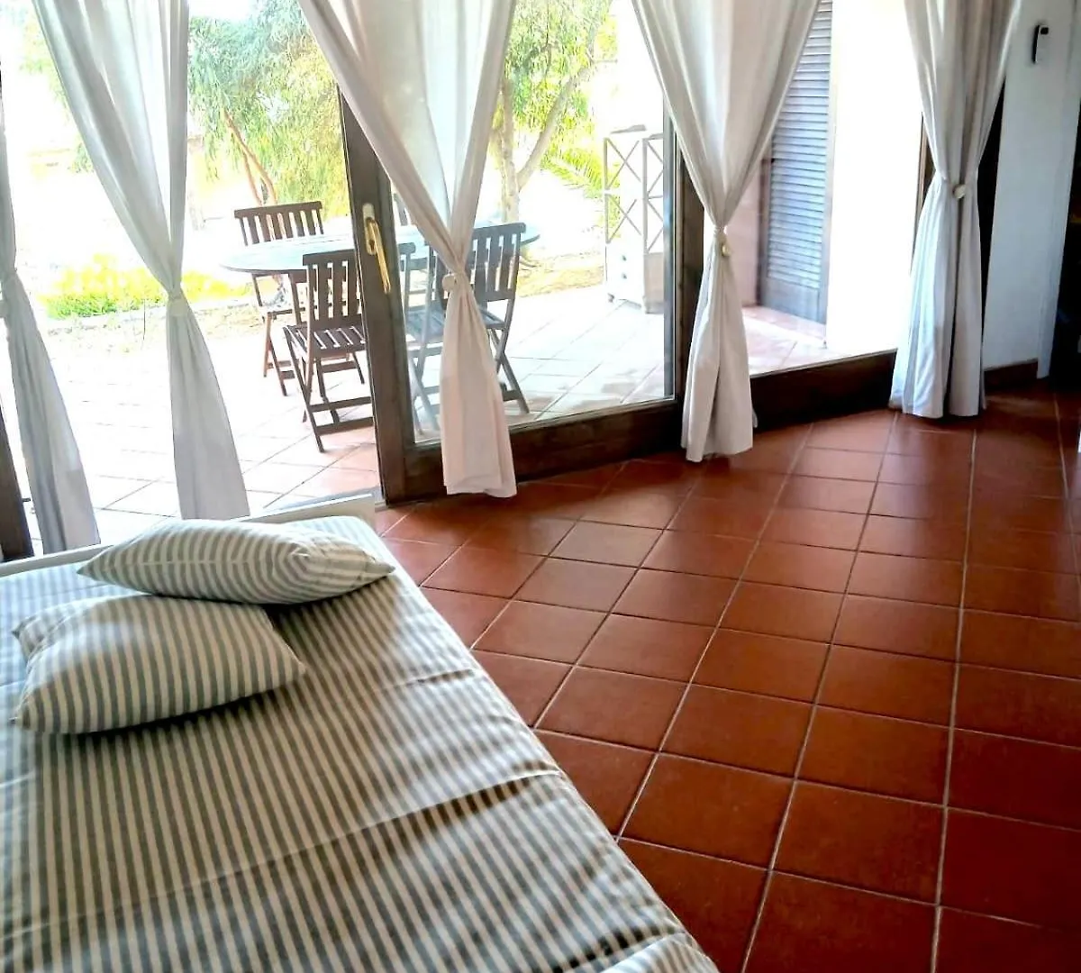 Villa Misuaglia 308 Isola Rossa  Сasa de vacaciones