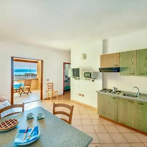 Apartahotel Air Borgo Della Torre, Isola Rossa (Sassari)